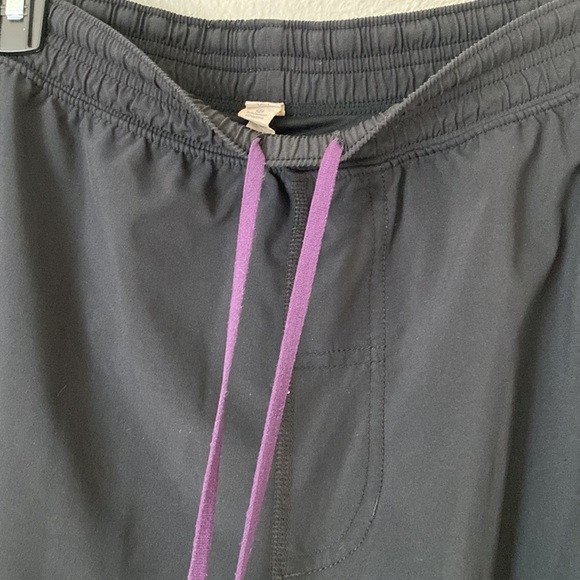 LULULEMON mens shorts with liner xxl - Picture 8 of 8